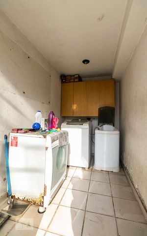Casa à venda com 350m², 3 quartos e 4 vagasÁrea de Serviço