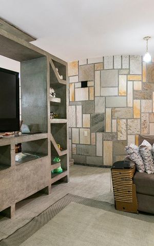 Casa à venda com 350m², 3 quartos e 4 vagasSala