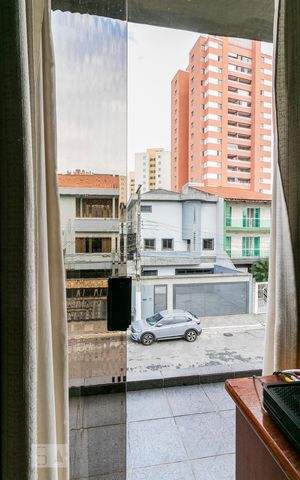 Casa à venda com 350m², 3 quartos e 4 vagasHall de Acesso aos Quartos - Varanda