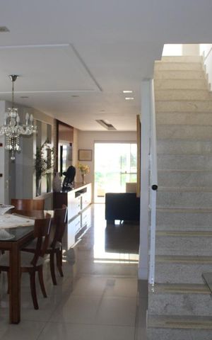 Apartamento à venda com 380m², 4 quartos e 3 vagasSala