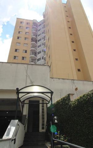 Apartamento para alugar com 55m², 2 quartos e 1 vagaFachada