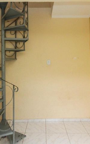 Casa para alugar com 50m², 1 quarto e sem vaga Casa para alugar com 50m², 1 quarto e sem vagaSala