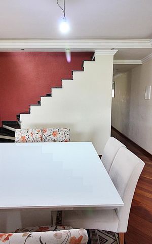 Casa à venda com 214m², 3 quartos e 2 vagasSala de Jantar