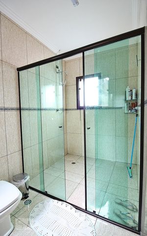 Casa à venda com 214m², 3 quartos e 2 vagasBanheiro do  Quarto 2 - Suíte