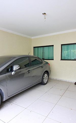Casa à venda com 214m², 3 quartos e 2 vagasGaragem