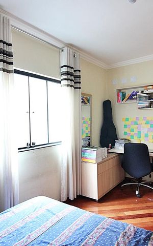 Casa à venda com 214m², 3 quartos e 2 vagasQuarto 3