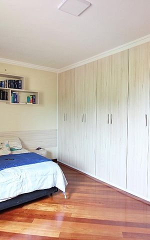 Casa à venda com 214m², 3 quartos e 2 vagasQuarto 1 