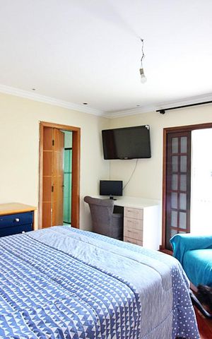 Casa à venda com 214m², 3 quartos e 2 vagasQuarto 2 - Suíte