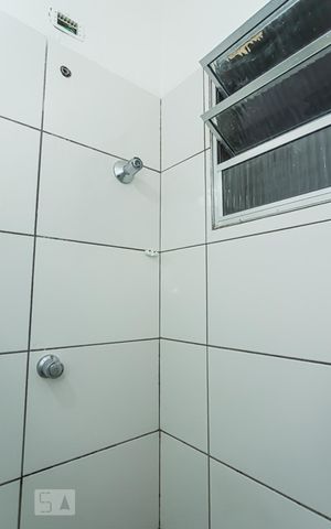 Casa para alugar com 52m², 1 quarto e sem vaga Casa para alugar com 52m², 1 quarto e sem vagaBanheiro