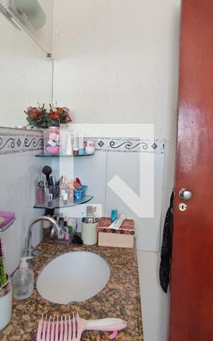 Casa à venda com 154m², 3 quartos e 4 vagasBanheiro da Suíte