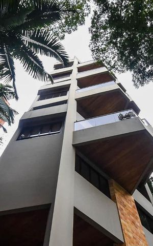 Apartamento à venda com 240m², 4 quartos e 4 vagasFachada