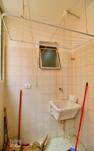 Apartamento para alugar com 72m², 3 quartos e 1 vagaÁrea de Serviço