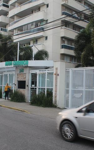 Apartamento à venda com 92m², 3 quartos e 2 vagasFachada