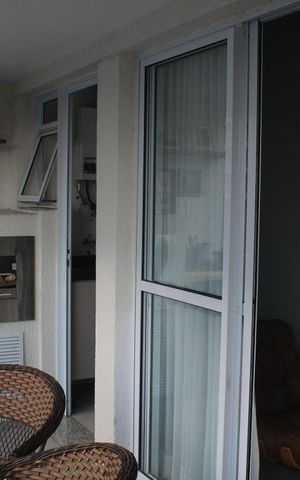 Apartamento à venda com 92m², 3 quartos e 2 vagasVaranda