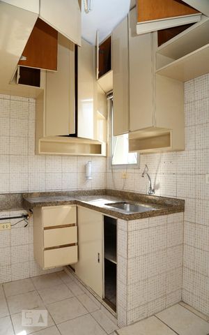 Apartamento para alugar com 45m², 1 quarto e 1 vagaCozinha 