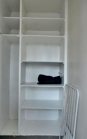 Apartamento para alugar com 75m², 2 quartos e sem vagaQuarto de Serviço