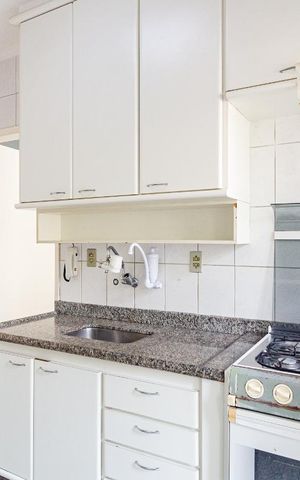 Apartamento à venda com 62m², 2 quartos e sem vaga Apartamento à venda com 62m², 2 quartos e sem vagaCozinha