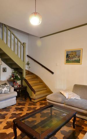 Casa à venda com 170m², 3 quartos e 2 vagasSala