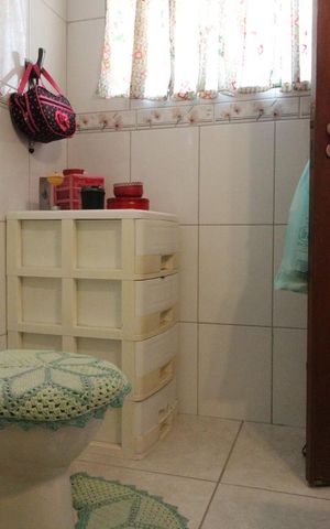 Casa para alugar com 300m², 4 quartos e 3 vagasBanheiro suíte 1