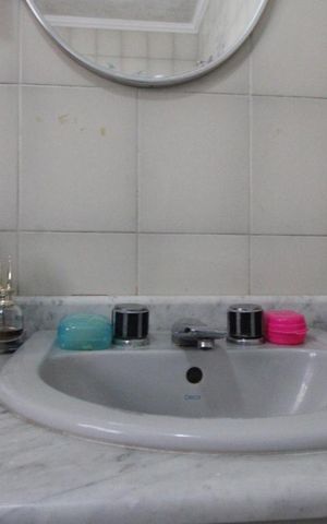 Casa para alugar com 300m², 4 quartos e 3 vagasPia do banheiro da suíte 2