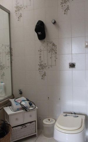 Casa para alugar com 300m², 4 quartos e 3 vagasBanheiro da suíte 3