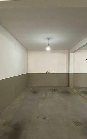 Apartamento para alugar com 76m², 1 quarto e 1 vaga Apartamento para alugar com 76m², 1 quarto e 1 vagaGaragem