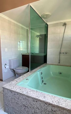 Apartamento para alugar com 76m², 1 quarto e 1 vaga Apartamento para alugar com 76m², 1 quarto e 1 vagaBanheiro da Suíte
