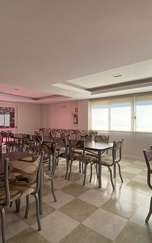Apartamento para alugar com 76m², 1 quarto e 1 vaga Apartamento para alugar com 76m², 1 quarto e 1 vagaÁrea comum - Salão de festas