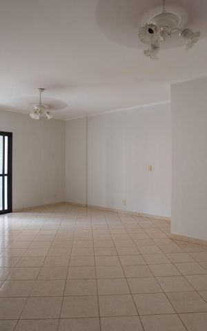 Apartamento para alugar com 147m², 4 quartos e 2 vagasSala