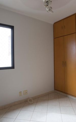Apartamento para alugar com 147m², 4 quartos e 2 vagasSuíte 1