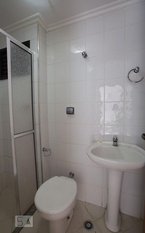 Apartamento para alugar com 147m², 4 quartos e 2 vagasÁrea de serviço - banheiro