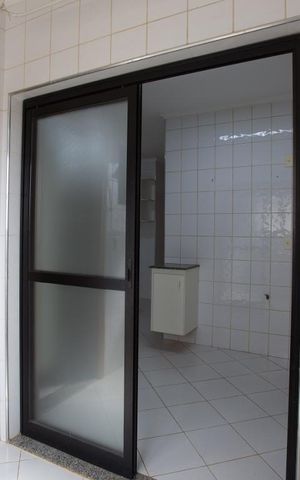 Apartamento para alugar com 147m², 4 quartos e 2 vagasÁrea de serviço