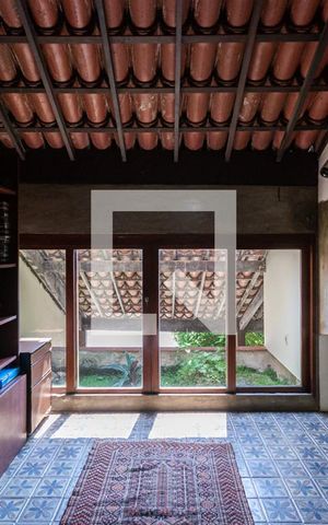 Casa à venda com 270m², 3 quartos e 3 vagasSegundo andar