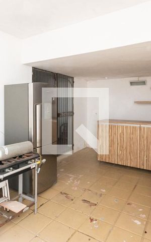 Casa à venda com 270m², 3 quartos e 3 vagasÁrea de Serviço