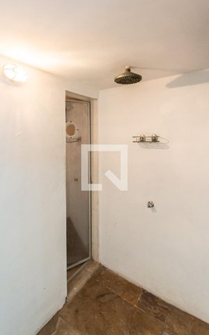 Casa à venda com 270m², 3 quartos e 3 vagasSauna