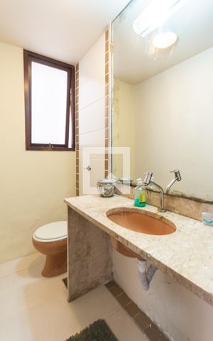 Casa à venda com 270m², 3 quartos e 3 vagasLavabo