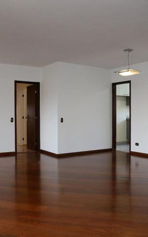 Apartamento à venda com 160m², 3 quartos e 3 vagasSala