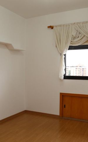 Apartamento à venda com 160m², 3 quartos e 3 vagasQuarto 2