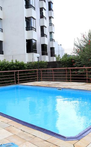Apartamento à venda com 160m², 3 quartos e 3 vagasÁrea Comum - Piscina