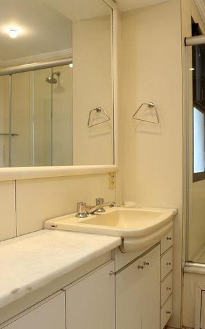 Apartamento à venda com 160m², 3 quartos e 3 vagasBanheiro da Suíte