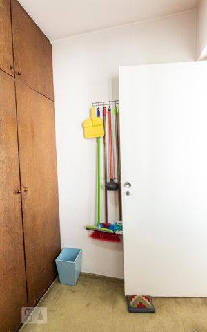 Apartamento à venda com 102m², 2 quartos e 2 vagas Apartamento à venda com 102m², 2 quartos e 2 vagasQuarto de Serviço