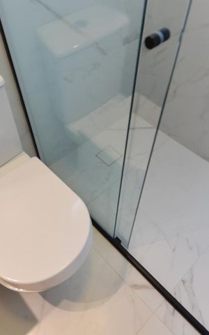 Apartamento à venda com 91m², 3 quartos e 2 vagas Apartamento à venda com 91m², 3 quartos e 2 vagasBanheiro da Suíte