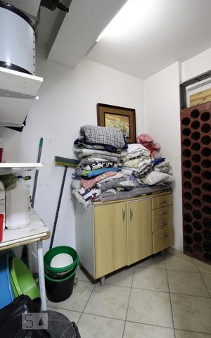 Casa à venda com 347m², 4 quartos e 3 vagasAdega - Subsolo