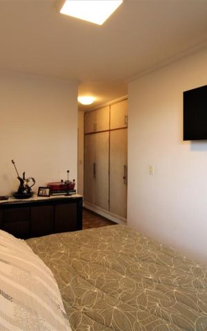 Casa à venda com 347m², 4 quartos e 3 vagasSuíte