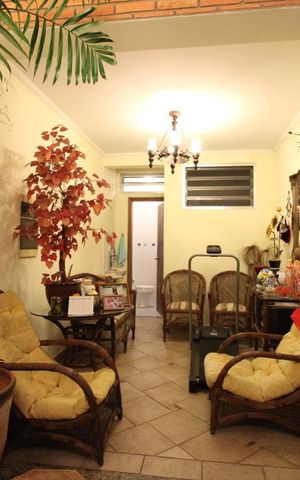 Casa à venda com 347m², 4 quartos e 3 vagasSaleta