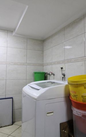 Casa à venda com 347m², 4 quartos e 3 vagasÁrea de serviço