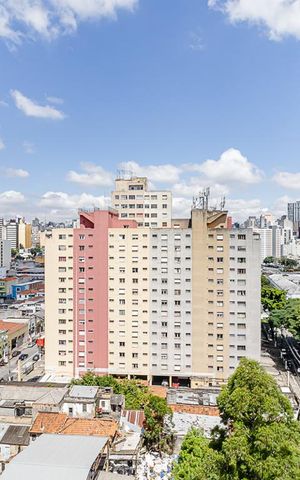 Apartamento à venda com 46m², 2 quartos e 1 vaga Apartamento à venda com 46m², 2 quartos e 1 vagaVista da Sacada