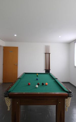 Apartamento para alugar com 65m², 2 quartos e 1 vagaÁrea comum - Salão de jogos 