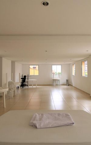 Apartamento para alugar com 65m², 2 quartos e 1 vagaÁrea comum - Salão de festas 