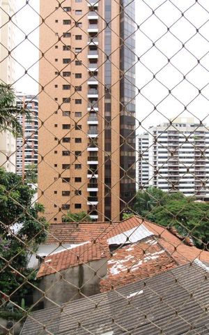 Apartamento para alugar com 65m², 2 quartos e 1 vagaVista da sacada 